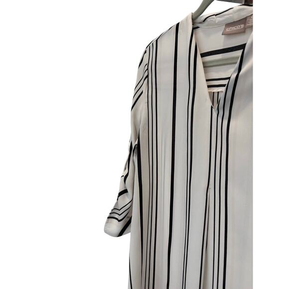 Chico's Womens Size 0 Small White Black Lightweight Striped V Neck 3/4 Sleeves - Picture 4 of 6
